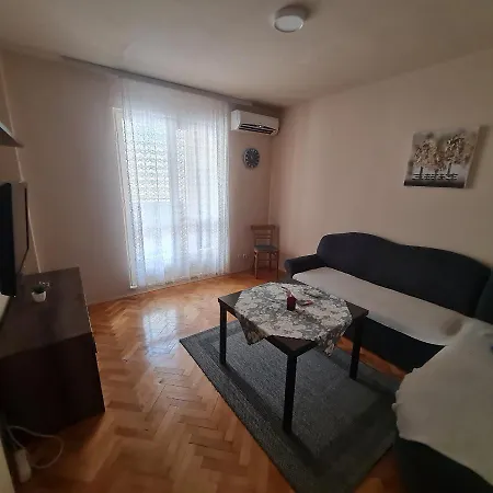 Apartment Stan Mostar Extérieur photo